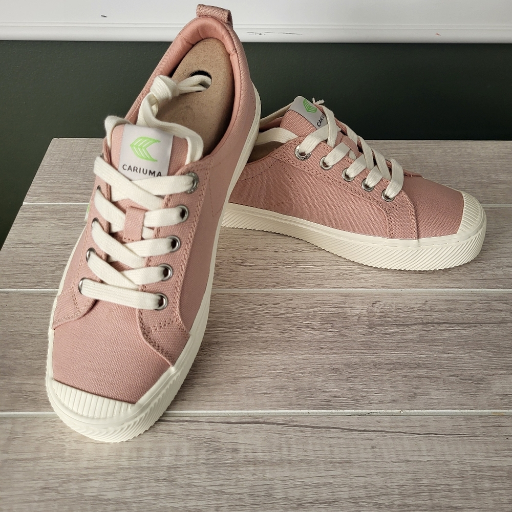 Cariuma Women 8 OCA Low Rose‎ Pink Canvas Sneakers Shoes New